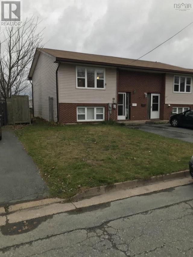 428 Renfrew Street, House attached with 3 bedrooms, 1 bathrooms and null parking in Halifax NS | Card Image