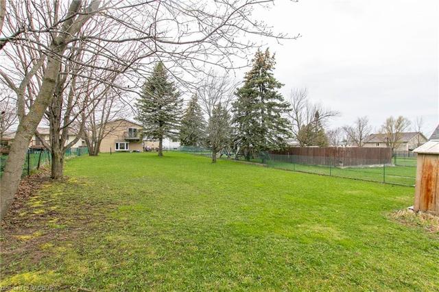 2055 9th Avenue E, House detached with 4 bedrooms, 3 bathrooms and 7 parking in Owen Sound ON | Image 42