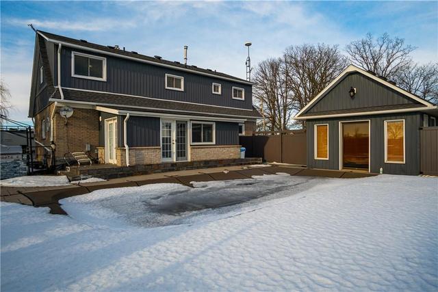 6816 Silver Street, House detached with 3 bedrooms, 2 bathrooms and 6 parking in West Lincoln ON | Image 3