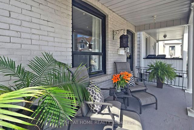 272 Jones Ave, House detached with 3 bedrooms, 4 bathrooms and 2 parking in Toronto ON | Image 31