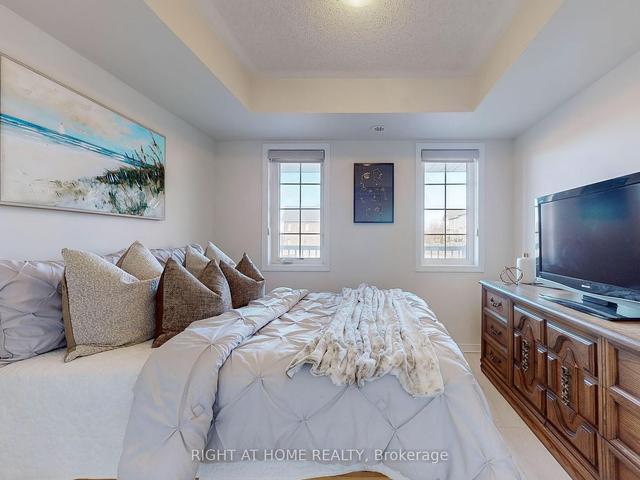 146 Kingston Rd W, Townhouse with 2 bedrooms, 2 bathrooms and 1 parking in Ajax ON | Image 10