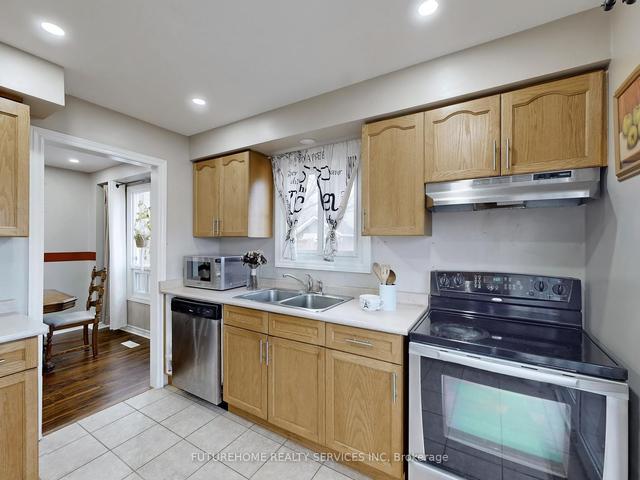 295 Browning Tr, House detached with 3 bedrooms, 2 bathrooms and 4 parking in Barrie ON | Image 8