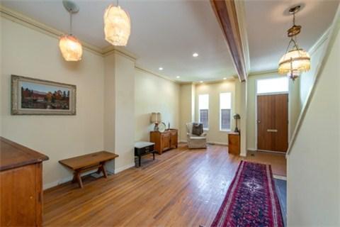 85 Cottingham St, House attached with 3 bedrooms, 2 bathrooms and null parking in Toronto ON | Image 5