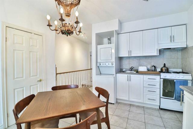 809 Pape Ave, House semidetached with 3 bedrooms, 2 bathrooms and 0 parking in Toronto ON | Image 15