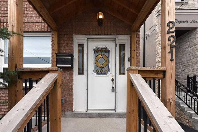 221 Belgravia Ave, House detached with 3 bedrooms, 4 bathrooms and 2 parking in Toronto ON | Image 23