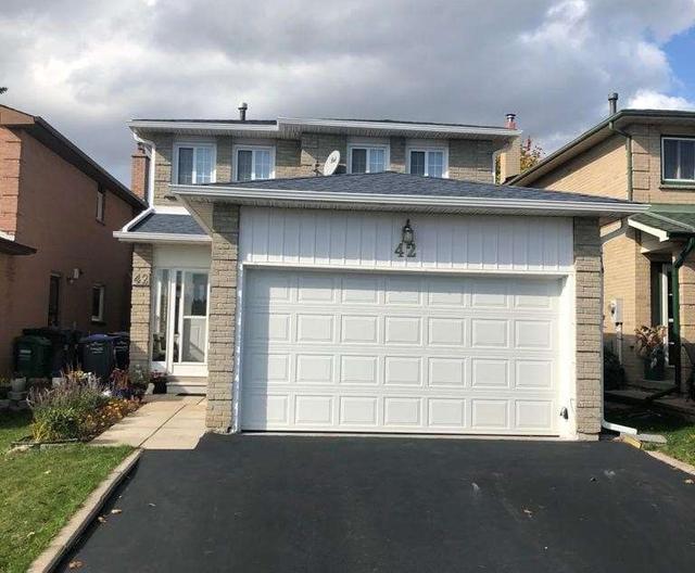 42 Bach Blvd, House detached with 3 bedrooms, 4 bathrooms and 3 parking in Brampton ON | Image 1