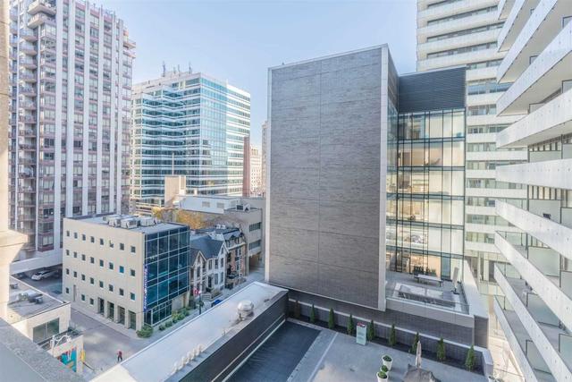 913 - 35 Hayden St, Condo with 1 bedrooms, 1 bathrooms and 0 parking in Toronto ON | Image 10