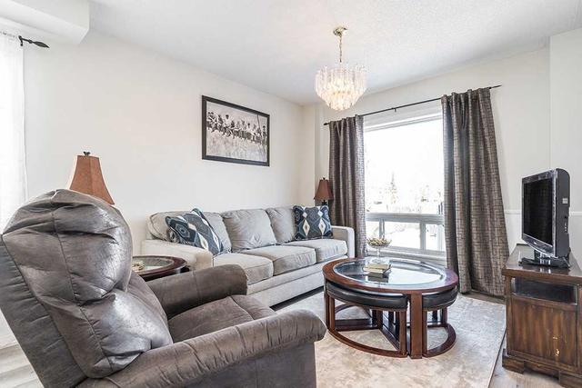93 Lyfytt Cres, House attached with 3 bedrooms, 3 bathrooms and 2 parking in Barrie ON | Image 21