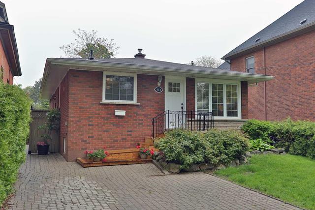 533 Burlington Ave, House detached with 3 bedrooms, 2 bathrooms and 2 parking in Burlington ON | Image 1