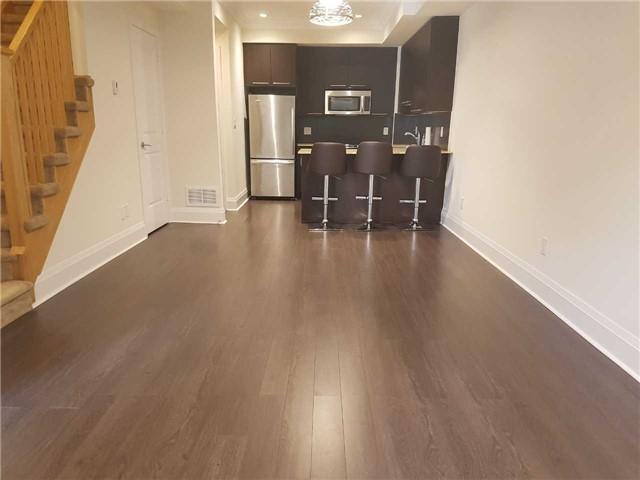 Th14 - 7 Oakburn Cres, Townhouse with 3 bedrooms, 3 bathrooms and 1 parking in Toronto ON | Image 3