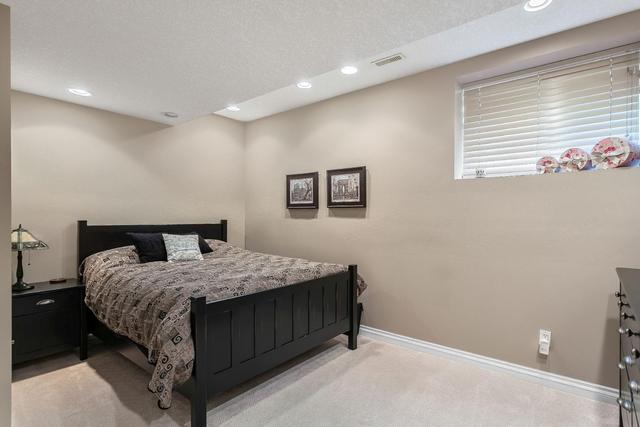 23 Discovery Ridge Lane Sw, House detached with 3 bedrooms, 2 bathrooms and 4 parking in Calgary AB | Image 44