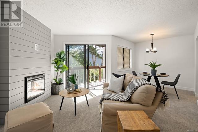 405 - 69 Gorge Rd W, Condo with 2 bedrooms, 2 bathrooms and 1 parking in Saanich BC | Image 1