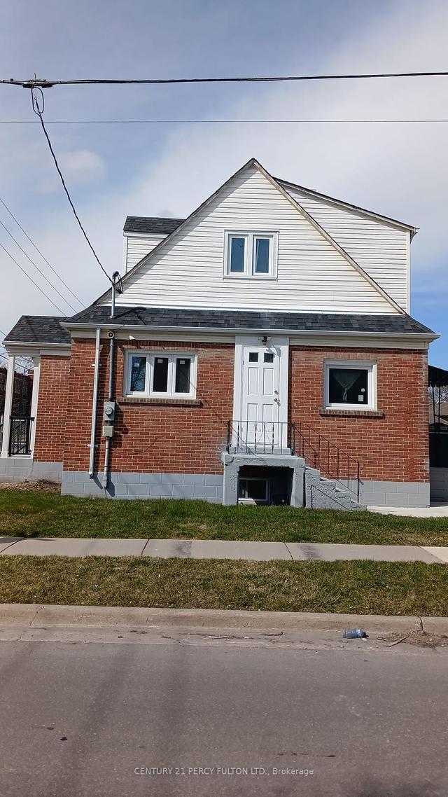 1 and 2 - 157 Centre St S, House detached with 4 bedrooms, 3 bathrooms and 6 parking in Oshawa ON | Image 8