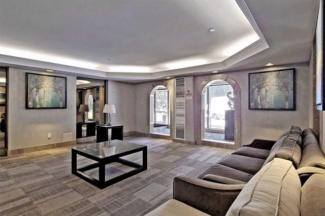 803 - 133 Torresdale Ave, Condo with 3 bedrooms, 2 bathrooms and 1 parking in Toronto ON | Image 12