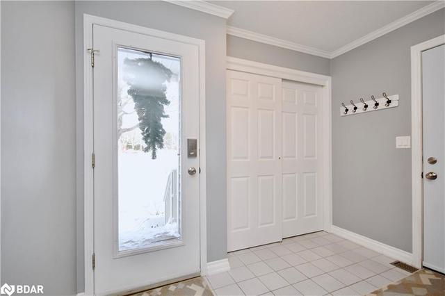 17 Agnes Street, House detached with 3 bedrooms, 2 bathrooms and 6 parking in Oro Medonte ON | Image 6