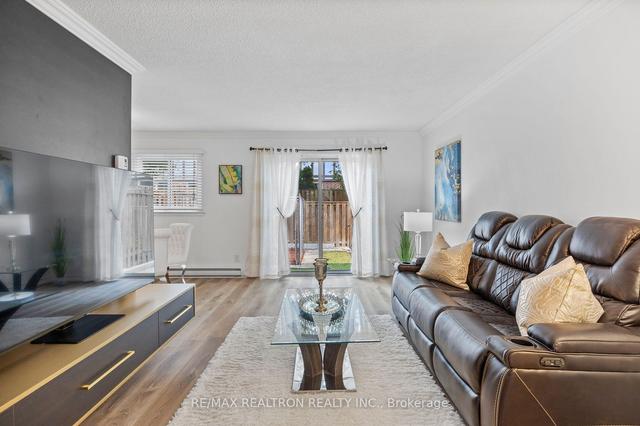 20 Harper Way, Townhouse with 4 bedrooms, 2 bathrooms and 2 parking in Markham ON | Image 37