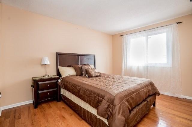 86 Greene Dr, House semidetached with 3 bedrooms, 2 bathrooms and 3 parking in Brampton ON | Image 7