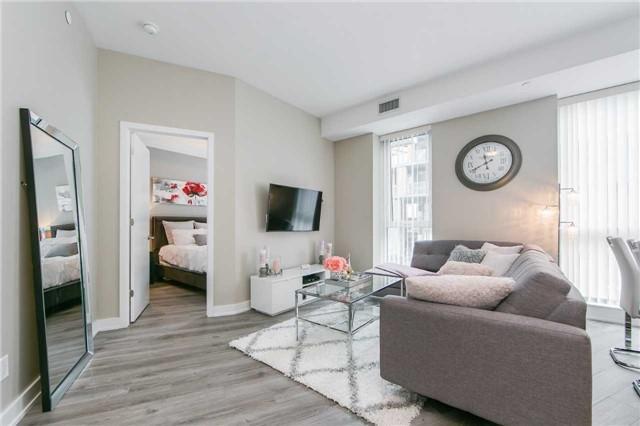 211 - 50 Bruyeres Mews, Condo with 1 bedrooms, 1 bathrooms and 1 parking in Toronto ON | Image 5