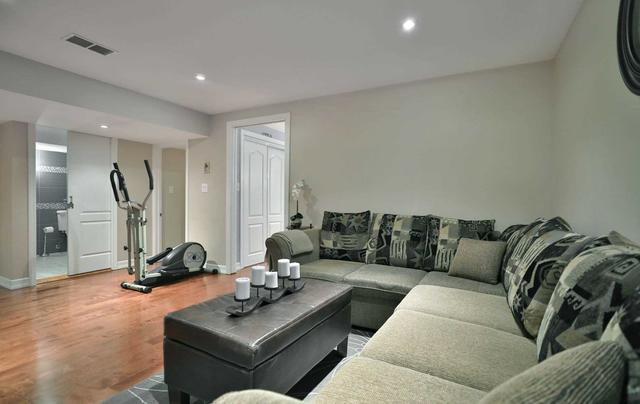 45 Tiana Crt, House detached with 4 bedrooms, 5 bathrooms and 6 parking in Vaughan ON | Image 22