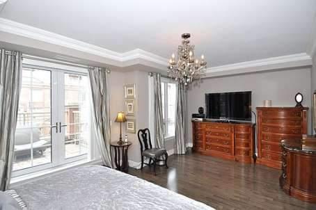 th20 - 20 Burkebrook Pl, Townhouse with 3 bedrooms, 3 bathrooms and 2 parking in Toronto ON | Image 5