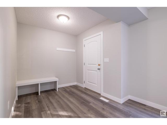 11244 92 St Nw, House semidetached with 3 bedrooms, 2 bathrooms and 2 parking in Edmonton AB | Image 20