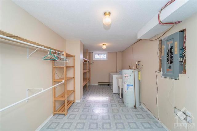 100 - 1725 Marsala Crescent, House attached with 2 bedrooms, 1 bathrooms and 2 parking in Ottawa ON | Image 22