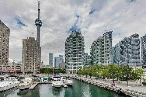 Lph2710 - 230 Queens Quay W, Condo with 2 bedrooms, 2 bathrooms and 1 parking in Toronto ON | Image 1