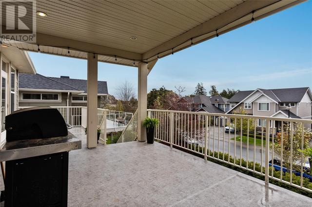 2149 Players Dr, House detached with 7 bedrooms, 4 bathrooms and 3 parking in Langford BC | Image 13