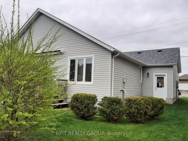 253 Raglan St, House detached with 2 bedrooms, 2 bathrooms and 6 parking in Brighton ON | Image 19