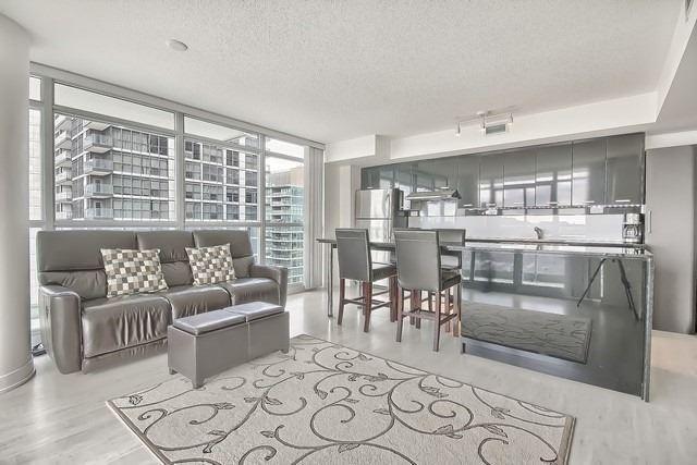 1002 - 29 Singer Crt, Condo with 2 bedrooms, 2 bathrooms and 1 parking in Toronto ON | Image 12