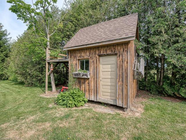 686995 Highway 2 Highway, House detached with 3 bedrooms, 2 bathrooms and 22 parking in Blandford Blenheim ON | Image 31
