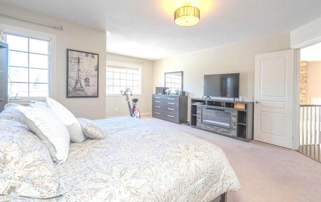 2238 Pindar Cres, House detached with 4 bedrooms, 4 bathrooms and 4 parking in Oshawa ON | Image 10