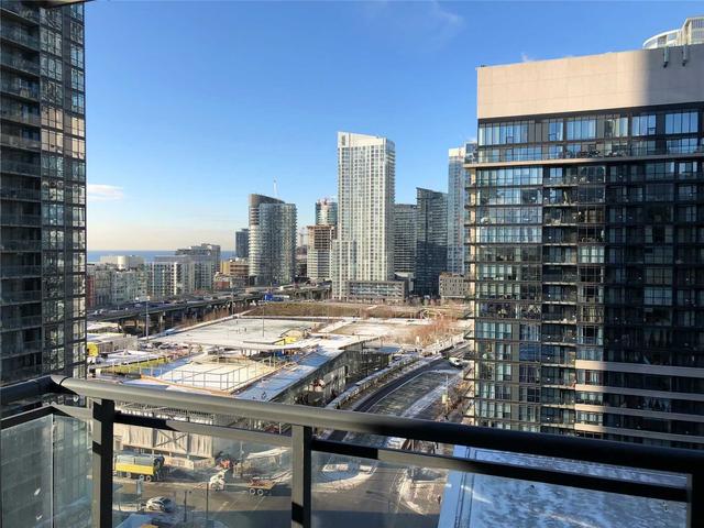 1518 - 4k Spadina Ave, Condo with 2 bedrooms, 2 bathrooms and 1 parking in Toronto ON | Image 3