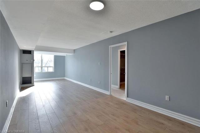 306 - 221 Robinson St, Condo with 2 bedrooms, 2 bathrooms and null parking in Oakville ON | Image 3