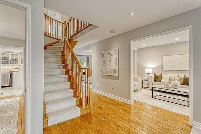 467 Hedgerow Lane, House detached with 4 bedrooms, 5 bathrooms and 4 parking in Oakville ON | Image 23