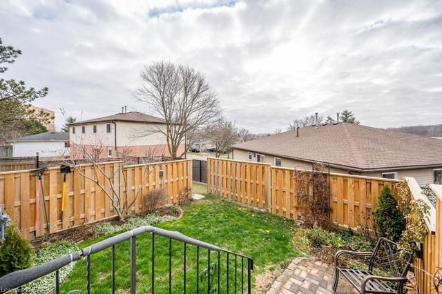16 - 265 Williamsburg Road, House attached with 3 bedrooms, 1 bathrooms and null parking in Kitchener ON | Image 26