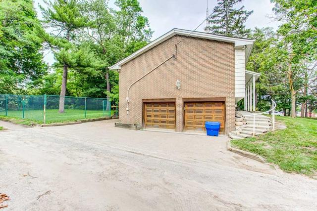 60 Major Mackenzie Dr W, House detached with 2 bedrooms, 2 bathrooms and 7 parking in Richmond Hill ON | Image 26