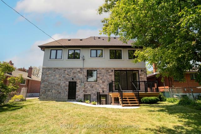 29 Brampton Rd, House detached with 4 bedrooms, 5 bathrooms and 3 parking in Toronto ON | Image 34