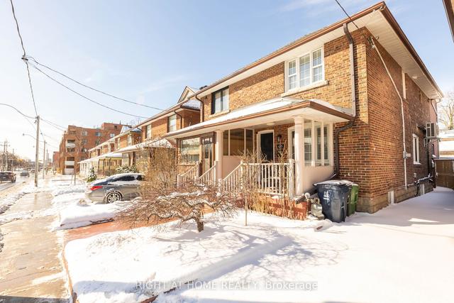 418 Christie St, House semidetached with 2 bedrooms, 2 bathrooms and 2 parking in Toronto ON | Image 23