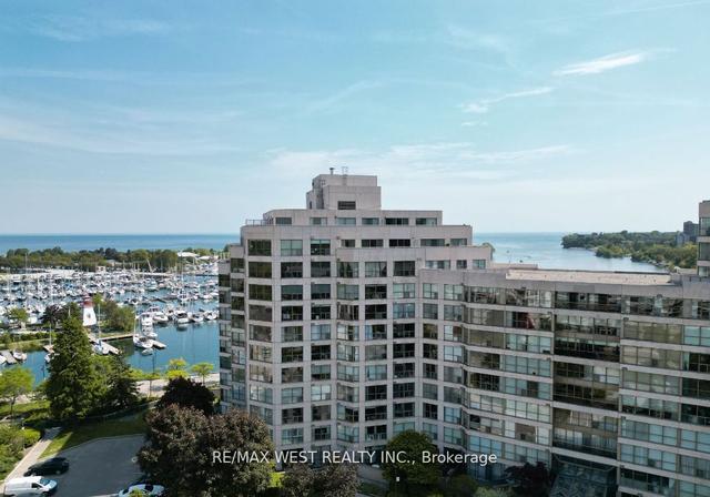 202 - 2267 Lake Shore Blvd, Condo with 2 bedrooms, 2 bathrooms and 2 parking in Toronto ON | Image 24
