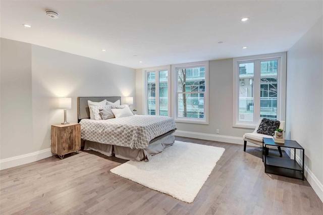 th3 - 2067 Lake Shore Blvd W, Townhouse with 3 bedrooms, 2 bathrooms and 2 parking in Toronto ON | Image 19