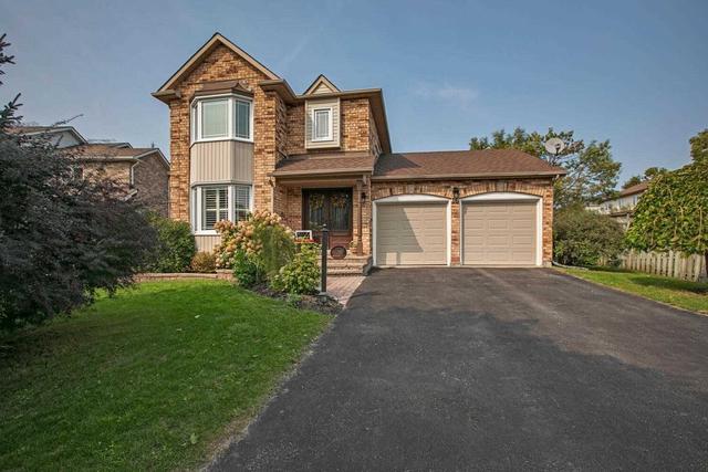 16 Kingsgate Cres, House detached with 3 bedrooms, 3 bathrooms and 8 parking in East Gwillimbury ON | Image 1