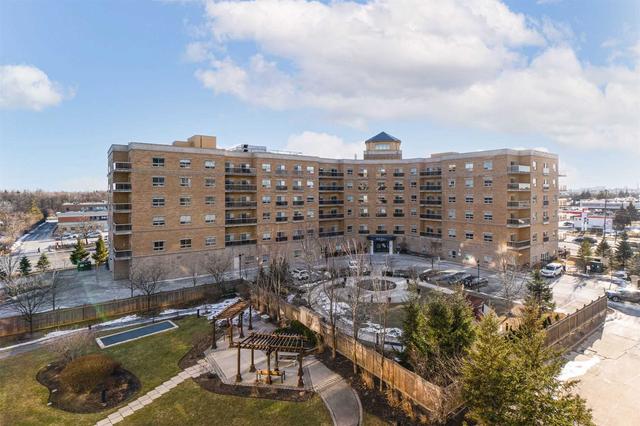 518 - 1 Maison Parc Crt, Condo with 2 bedrooms, 2 bathrooms and 1 parking in Vaughan ON | Image 15