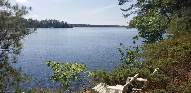 1370 Island 360 Six Mile Lake, House detached with 3 bedrooms, 1 bathrooms and null parking in Georgian Bay ON | Image 8