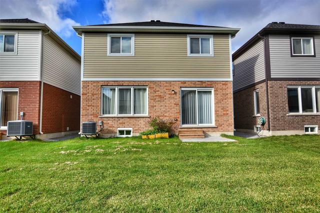 7760 Willey St, House detached with 4 bedrooms, 3 bathrooms and 6 parking in Niagara Falls ON | Image 9