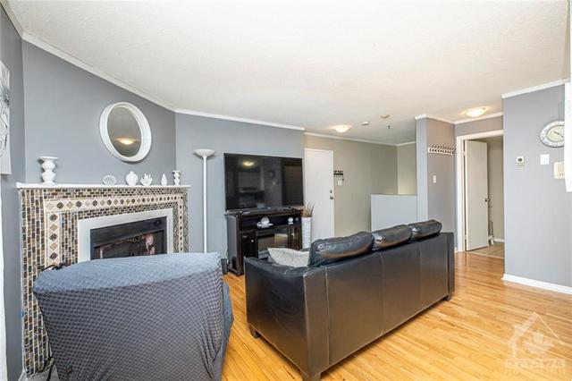 301 - 1589 St Bernard Street, Condo with 2 bedrooms, 2 bathrooms and 1 parking in Ottawa ON | Image 5