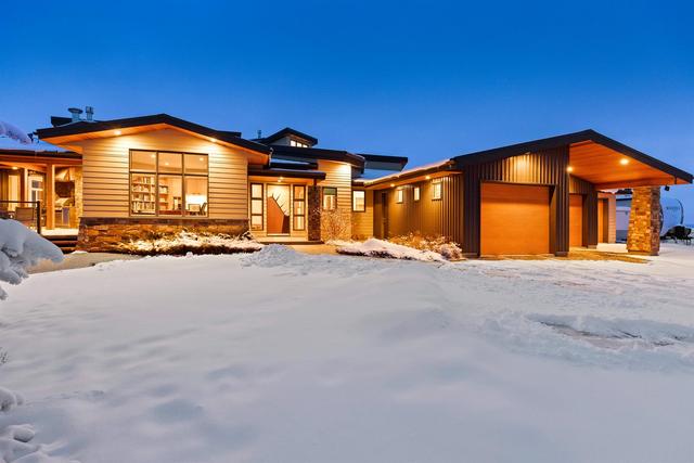 24002 402 Avenue W, House detached with 4 bedrooms, 3 bathrooms and 10 parking in Calgary AB | Image 6