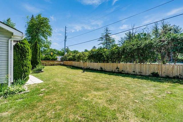 1558 Mosley St, House detached with 3 bedrooms, 1 bathrooms and 4 parking in Wasaga Beach ON | Image 6