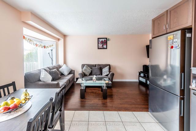 7 - 1540 Upper Gage Ave, Townhouse with 3 bedrooms, 3 bathrooms and 2 parking in Hamilton ON | Image 4