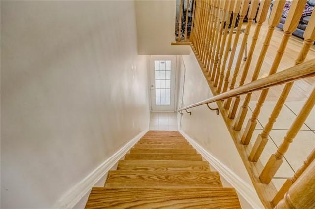 40 - 42 Pinery Tr, Townhouse with 3 bedrooms, 2 bathrooms and 1 parking in Toronto ON | Image 15